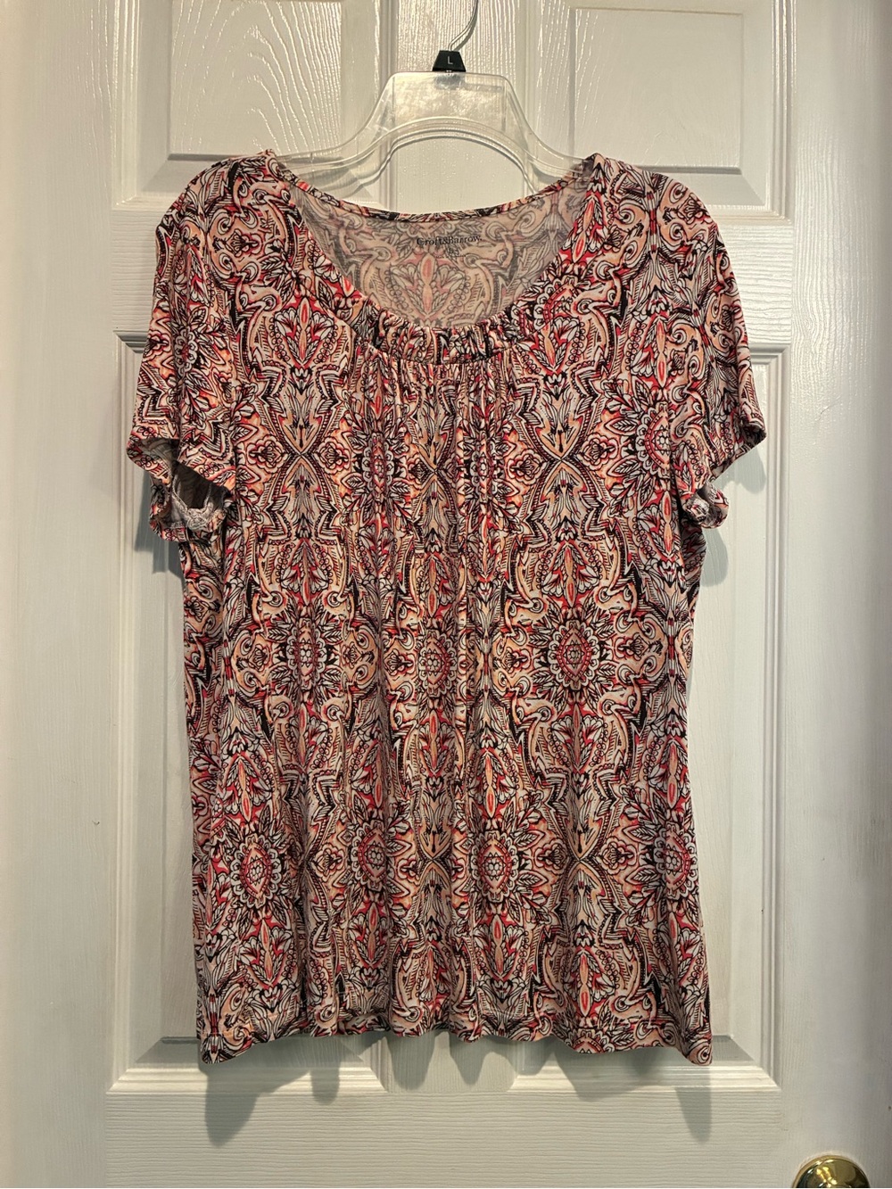 croft & barrow Red and Cream Paisley Short-Sleeve Scoop Neck Top